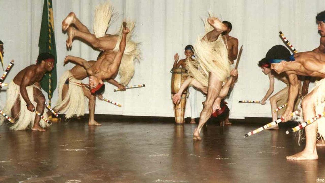 Maculelê A dança vibrante que celebra a história e a cultura afro